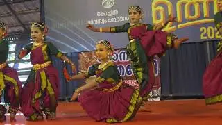 NAGABHOOSHITHAM DANCE #sivatemple #utsav Ernakulathappan kshethram 🙏🙏 #nandagovindam #mahadev 