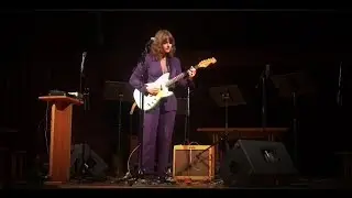 Kate Davis 