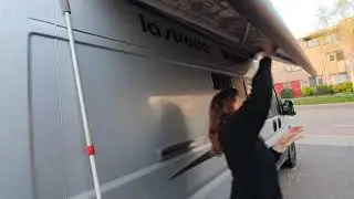 Gebruik en bediening luifel
