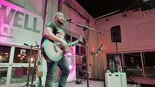 Mean - Taylor Swift solo acoustic cover (Ray &ldquo;Mr. Swiftie&rdquo; Castro @ Rockwell Brewery 1/2/26)