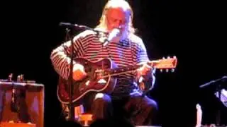 Roland Van Campenhout There's a man going round taking names (Leadbelly Cover) Live &agrave; Anzegem