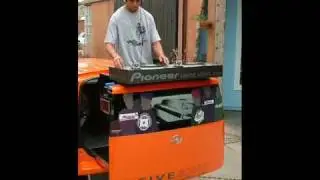 calle 8 dj helmut