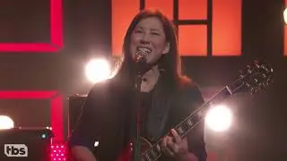 The Breeders - Wait In The Car (Live on Conan) - March 28th 2018