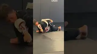 Jiujitsu 6 minute battle 8 year old - Hawaii