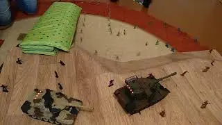 Танки на радиоуправлении проходят трассу - Victor vs Leopard 2, детское видео