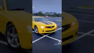 You already know you're guardian, Bumblebee. 🐝 #transformers #chevy #camaro #bumblebee #autobots
