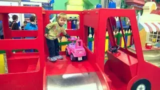 Развлечения в КИДБУРГЕ Indoor playground Songs Fun Playtime for children