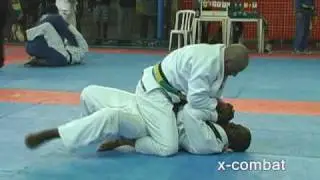 Guto Vicente x Eziel de Paula by X-COMBAT