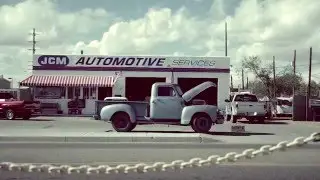 Texan's Selling Smart With Investors