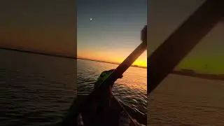 🌙Calming Sunset and Moon Kayak Ride☀️ #1minute