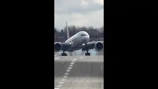 STORM OTTO - Buttery Smooth Crosswind Landing Emirates Boeing 777 aeroplane Birmingham Airport 2023