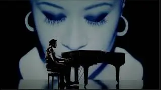 Labrinth - Beneath Your Beautiful ft. Emeli Sand&eacute;