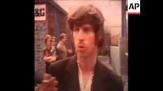 SYND 25-8-72 A WAREHOUSE FIRE IN GLASGOW
