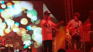 Akhil live
