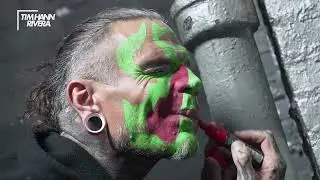Exclusive: Jeff Hardy Puts on His Iconic Face Paint Backstage!