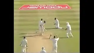 SIMON KATICH c MARCUS TRESCOTHICK b ASHLEY GILES 16 ENGLAND v AUSTRALIA EDGBASTON TEST AUGUST 6 2005
