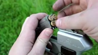 Shooting the COP 357 derringer