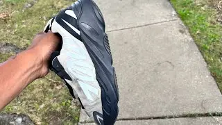 How to clean stain out of Yeezy 700 mnvn bone!!!