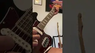 Squier Classic Vibe Bass VI guitar