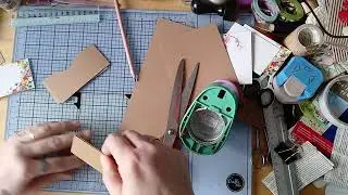 Kleine kaartjes houder. ( atc?) Voor je junkjournal 