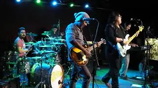 XOL AZUL - ENDS THEIR WONDERBAR SET  03-03-2018