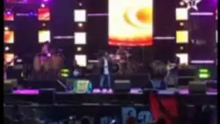 Mohammed Lamine sur la  sc&egrave;ne du Festival International du Rai d'Oujda