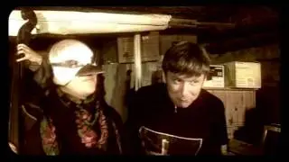 [2008] Roberts Gobziņš & Resnie Putni - Resnie Putni (feat. 2 ANNAS)