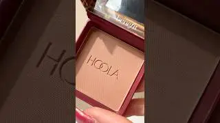 Hoola Bronzer by @benefitcosmetics  #benefitcosmetics