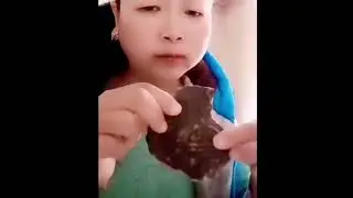 DARK CHOCOLATE 🍫🍫🍫🍫🍫 MOON CAKE 🥮🥮🥮🥮🥮🥮 EATING CREAMY CRUNCHY DELICIOUS MUKBANG 😋🤤🤤😋😋😋