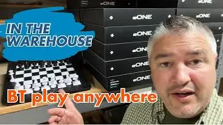 eONE - Play chess online with bluetooth portable chess board