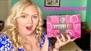 Opening the W7 £20 Mystery Box!