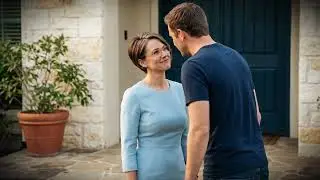 Mama mojej byłej żony uśmiechnęła się szyderczo i szepnęła: „Chcesz spojrzeć?” — nagle Zamarłem