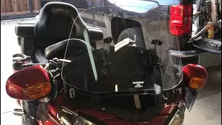 Madstad windscreen installation tips 2008 Honda goldwing part 1