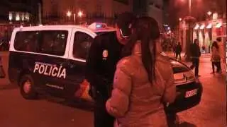 Una noche cualquiera de la Policía Nacional en el Distrito Centro de Madrid