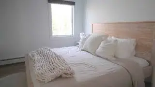 Hamptons Vacay House - East Hamptons, NY -  Airbnb that Sleeps 8!