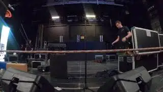 NARANJO / Rigging Video Wall for a show with Entertainers Sound / Lighting Team / UK 2022 🇬🇧