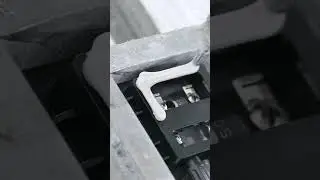 🔩 Junction Box Auto Fixing &ndash; Glue It Like a Pro! 🌞🛠️