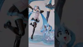 miku x my little pony 🦄 #figureunboxing #figurecollectors #gamergirlroom #hatsunemiku #miku
