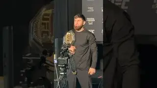 🇷🇺🏆 MAGOMED ANKALAEV SHOWS OFF UFC LIGHT HEAVYWEIGHT TITLE FOR ALEX PEREIRA REMATCH (UFC 320)