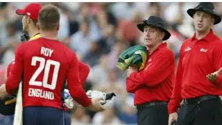 Jason Roy's Controversial wicket (Obstructing The Field) | England v South Africa, twitter HIGHLIGHT