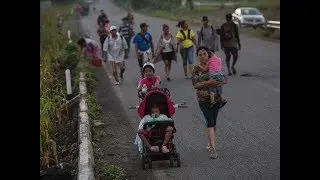 Trump weighs options on plan to bar migrants, deny asylum at border
