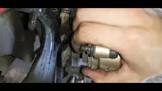 výměna brzdových destiček na motorce