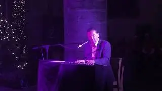 Sean De Burca, Piano Vocalist, Male Wedding Singer, Ireland