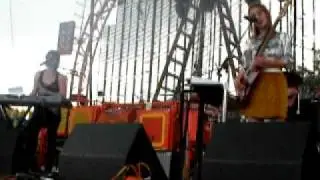 Uh Huh Her---Human Nature (Free Press Summerfest 2010)