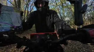 Katy & Suzy get dirty in the woods ( KTM 390 Enduro R  & Suzuki DRZ 400  )