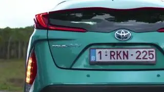 2017 Toyota Prius Plug-In Hybrid in Tian Exterior Design Trailer | AutoMotoTV