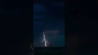 INCREDIBLE lightning in Colorado 5-27-2022
