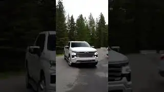 #SilveradoSunday #truck #trucks #yyc #yycauto #trucksofinstagram #yycnow #offroad #dirt #chevytruck