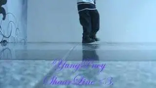 YungPnoy Cwalkin' For Is Girl.
