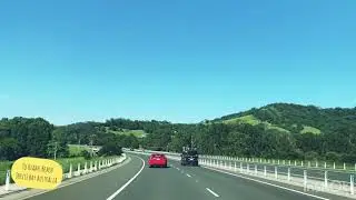 Travel:  To Hyams Beach & Grand Pacific Drive